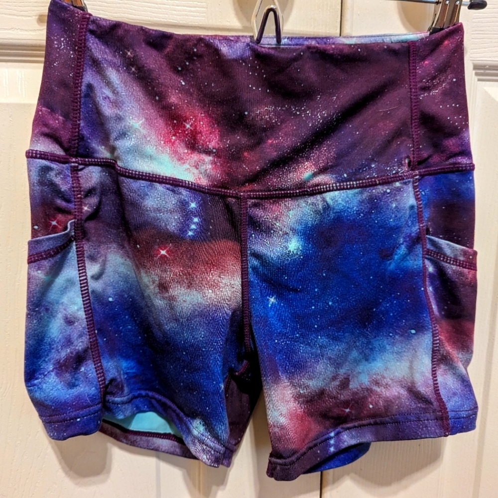 Athletic shorts